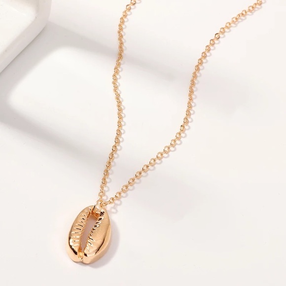 🔴𝟱/$𝟭𝟱🔴𝗖𝗟𝗘𝗔𝗥𝗔𝗡𝗖𝗘 Seashell Choker NEW - Picture 4 of 11